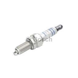 [ID0242040502-770] BUJIA  UR6DE ENCENDIDO MOTOCILETA APACHE 160 200 HONDA 160 190 PULSAR  YAMAHA 150 250 