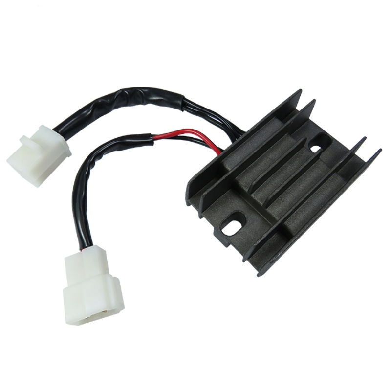 REGULADOR 12V 5CABLES SUZUKI(GN125, GS125). MOTOCICLETA